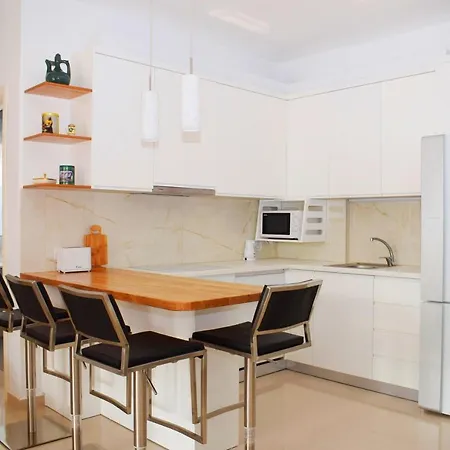 Adagio Apartment, Lura 3 - 092 *