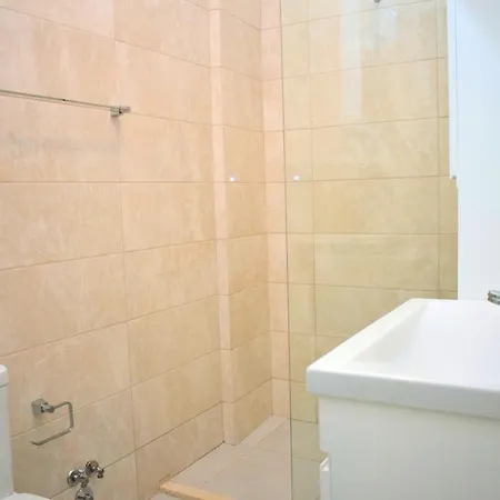 Adagio Apartment, Lura 3 - 092 *